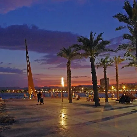 Cordoba Planet Costa Dorada 아파트